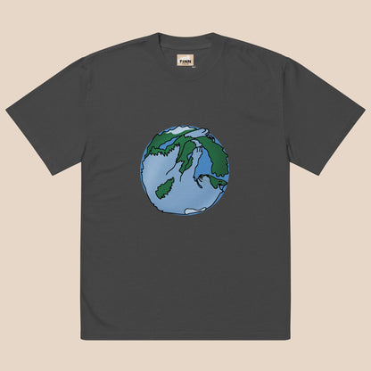 Planet Finn Oversized faded t-shirt